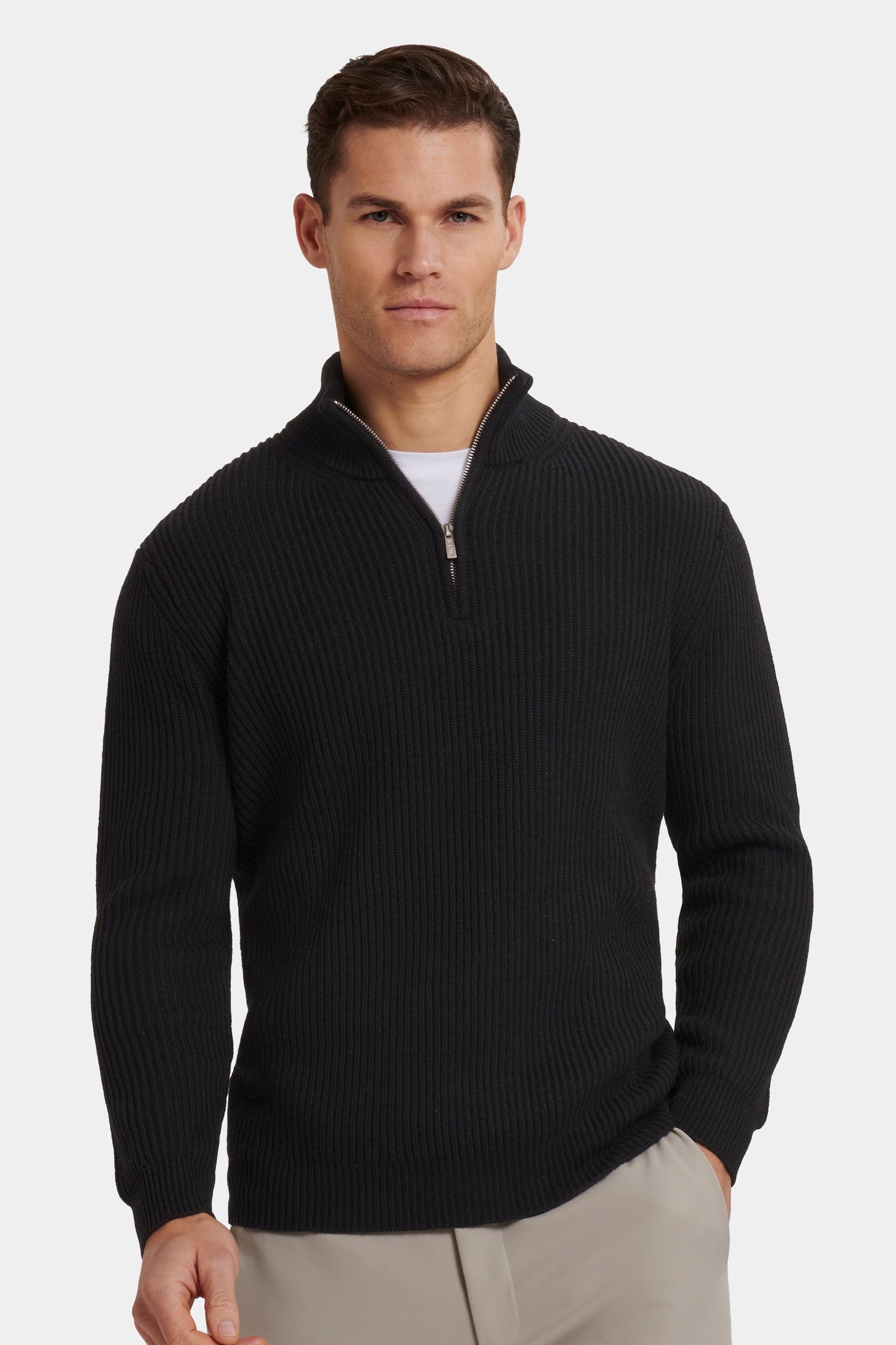 THE VICO QUARTER ZIP. HEAVY KNIT, SHARP FIT